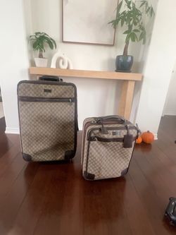 Vintage Gucci matching travel set—purchased in 2007