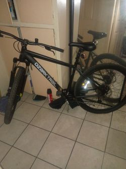 24" ozark trail mountain bike