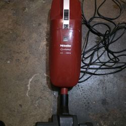 Miele  Quickstep  Model S194 Upright  Vacuum