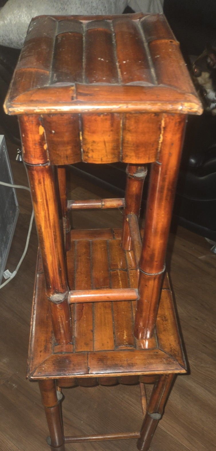 Mint Condition End Table $20