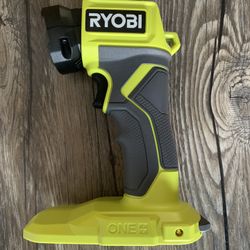 RYOBI ONE+ 18V Cordless LED Light (Tool Only)