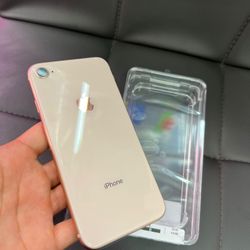 IPhone 8 Rose Gold Unlocked 64gb 