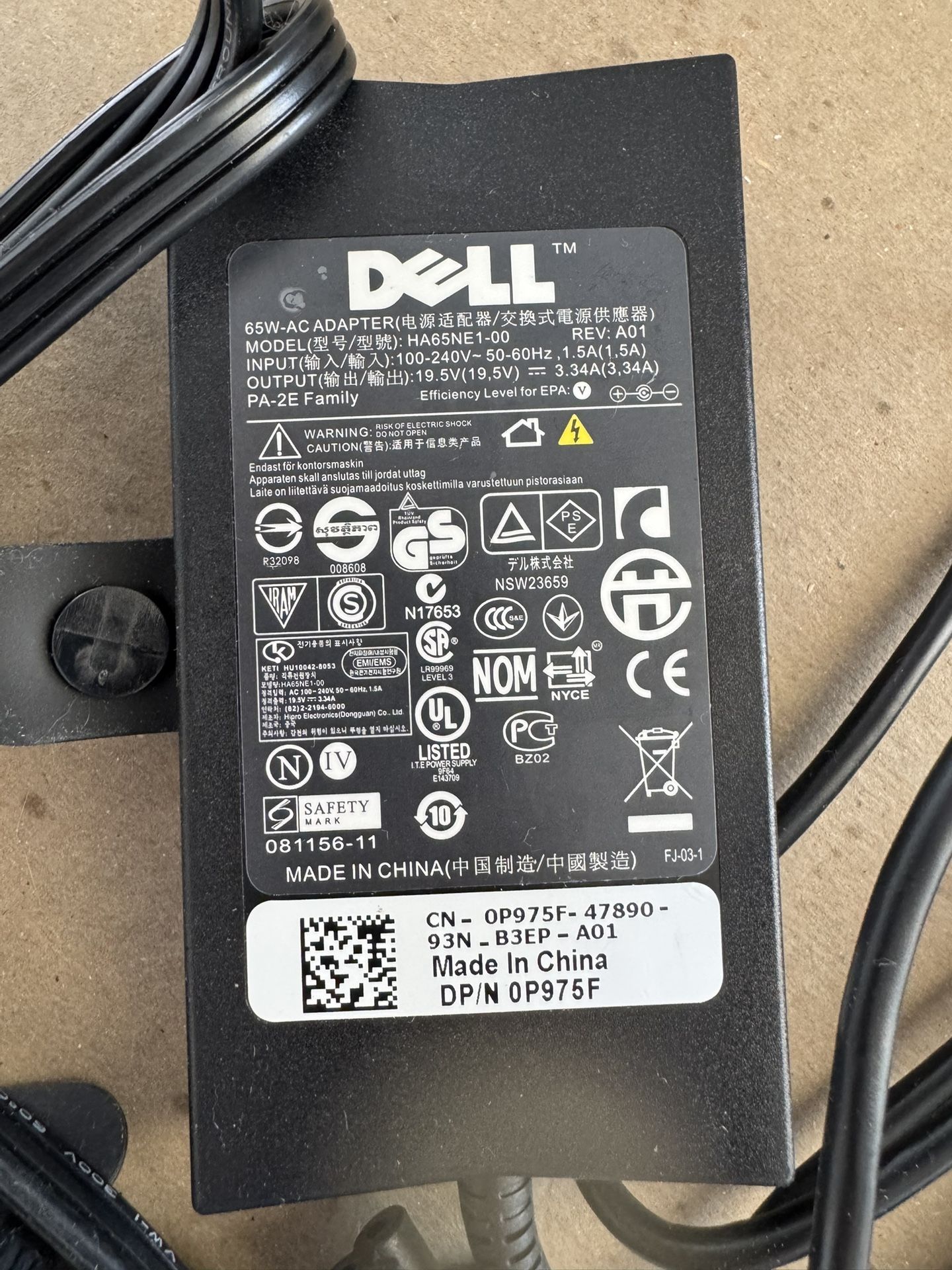 DELL HA65NE1-00 19.5V 3.34A 65W Genuine Original AC Power Adapter Charger