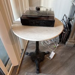End Table / Accent Table