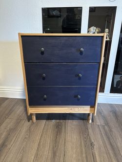Dresser Ideal For Baby Clothes