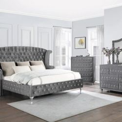 SILVER VELVET QUEEN BEDROOM SET 4-PIECE 