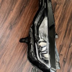 2019/2020/2021/2022/2023  Chevrolet Camaro Left Headlight 