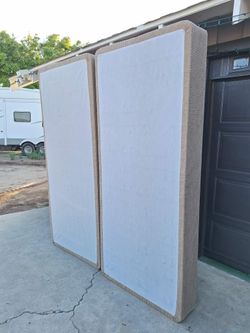 Cal King Size Box Springg