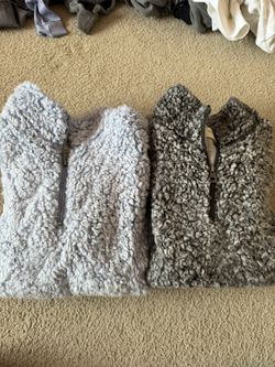 fuzzy / soft half zip sweater women’s size small