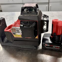 Milwaukee 3 plane 360 degree laser level. Green. With 4.0 battery