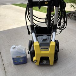 Karcher Power Washer 1700 PSI