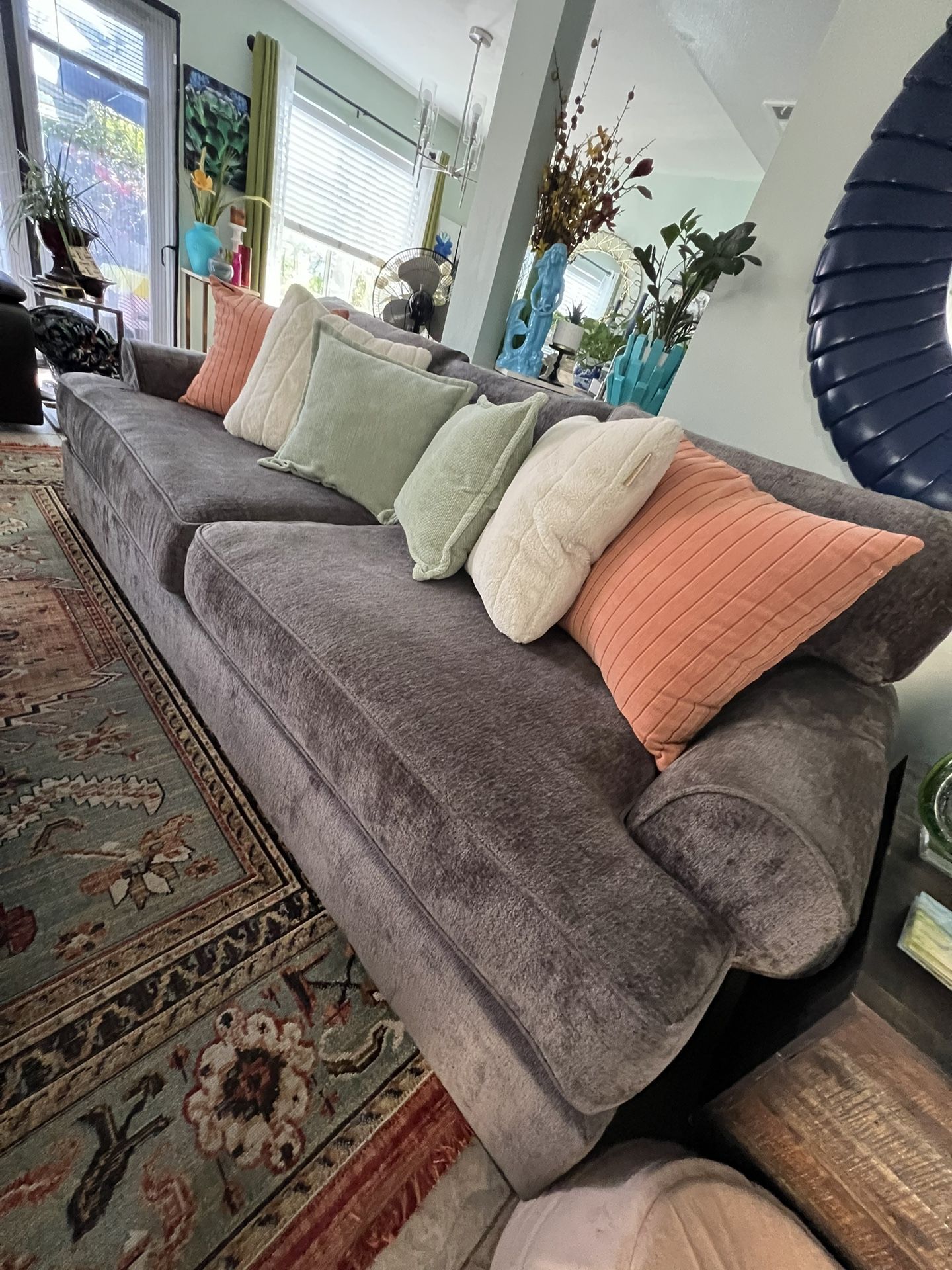 Sofa  