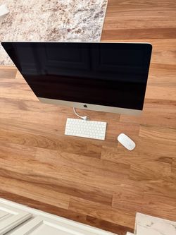 Apple desktop mac