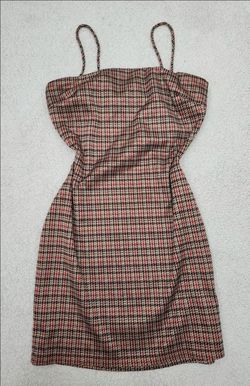 ✅️ Brown Pullover Plaid Mini Dress• Size M- Fitted• Great Condition• $12firm
