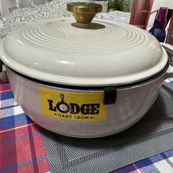 Lodge Pot 