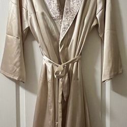 Champagne Lace Silk Nightgown & Robe Set