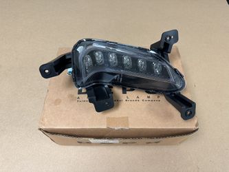 Depo (contact info removed)R-AC Fog Light Assembly Right Fits 2017-2018 Hyundai Elantra NEW