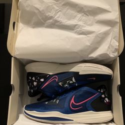 KYRIE LOW 5