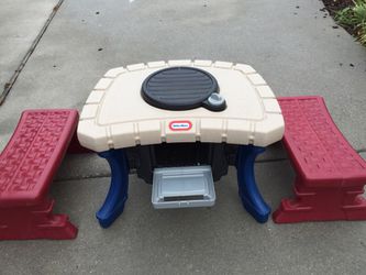 Little tikes bbq grill with benches