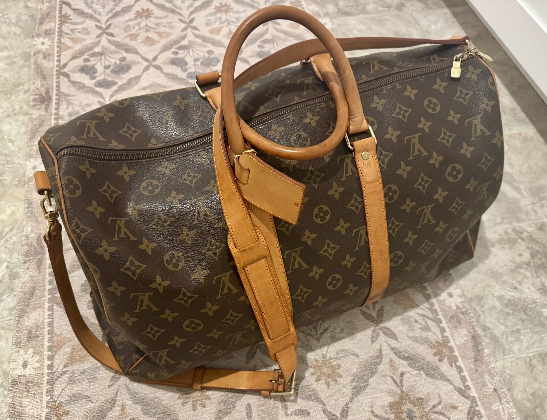 Louis Vuitton Keep all