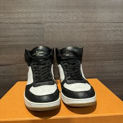 Louis Vuitton Mens Sneakers Size 10