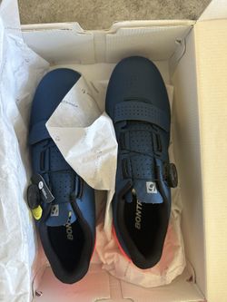 Trek Circuit Road Shoes Brand New 