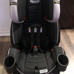 Crago Convertable Car Seat To A Booster Seat