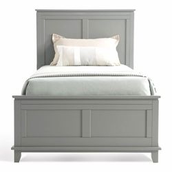 Twin Bed With Mattress Box Spring And Trundle 