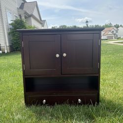 Cabinet/shelf