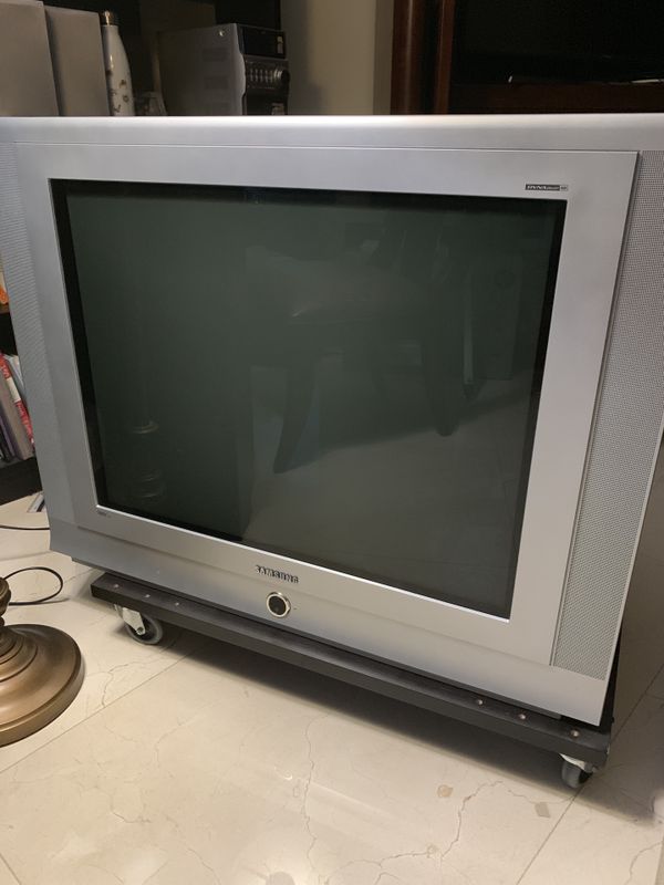 Samsung 32” CRT Tv Model TXN3275HF for Sale in Aventura, FL OfferUp