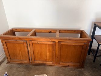 Fish tank stand