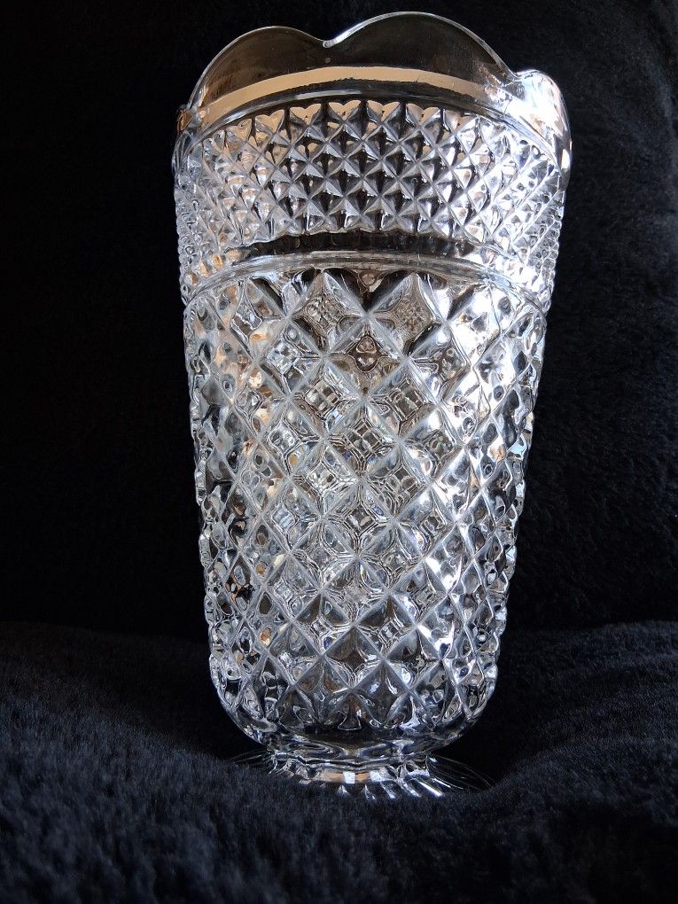 Vase Crystal Diamond Cut Westford