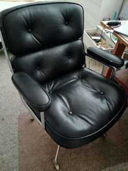 Original Herman Miller Eames Time Life Executive Chair