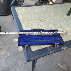 Flute Used