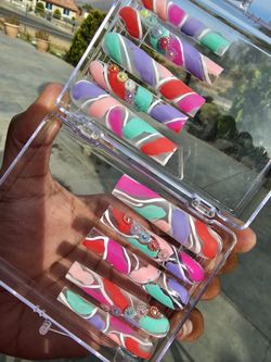 Press On Nails!