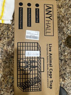 ANYHALL Humane Live Animal Cage Trap for Squirrels Rabbits Skunks