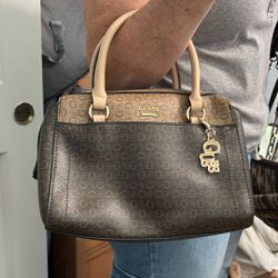 Se Vende Nuevo GUESS