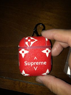 Supreme airpod case for Sale in Hialeah Gardens, FL - OfferUp