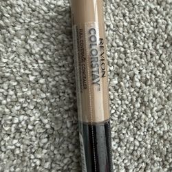 Revlon concealer
