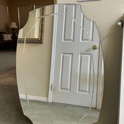 Oval Mirror