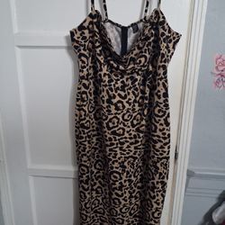 Cheetah 🐆 Print Dress 👗 Size  4xl 