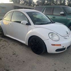 2010 Volkswagen Beetle