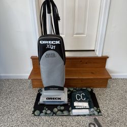 Oreck XL 21 Vacuum 