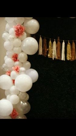 Balloon garland