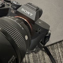 Sony Alpha 7 IV camera & Sigma 24-70 F2.8 Lens Combo 