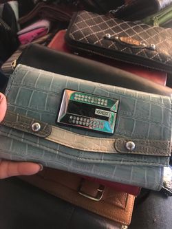 Guess wallet