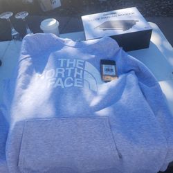 North Face Pull Over