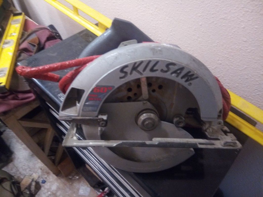 Skillsaw