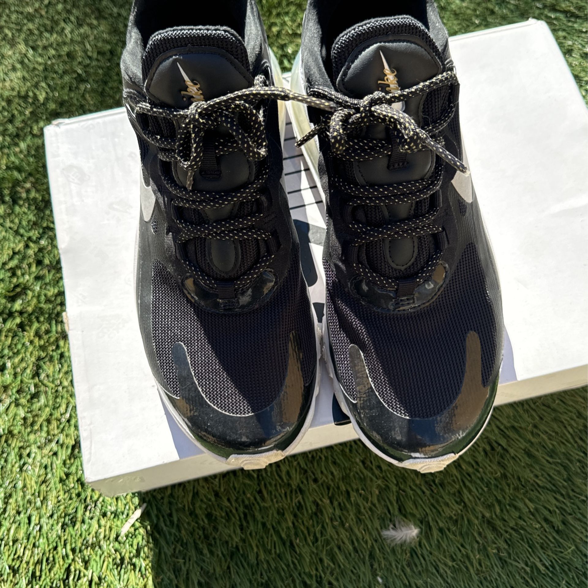 Nike Shoes 