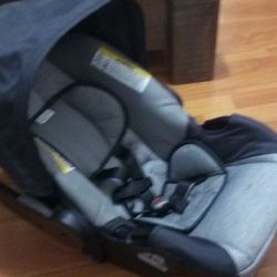 Baby Trend Car Seat Stroller  Combo